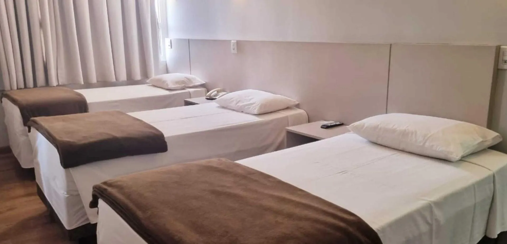 Hotel Coral Trade, Prox A Pucrs, Fapa E Uniritter